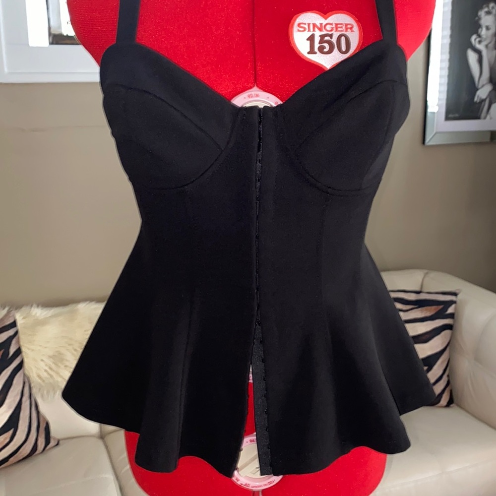 Entry  , polyester spandex blend .